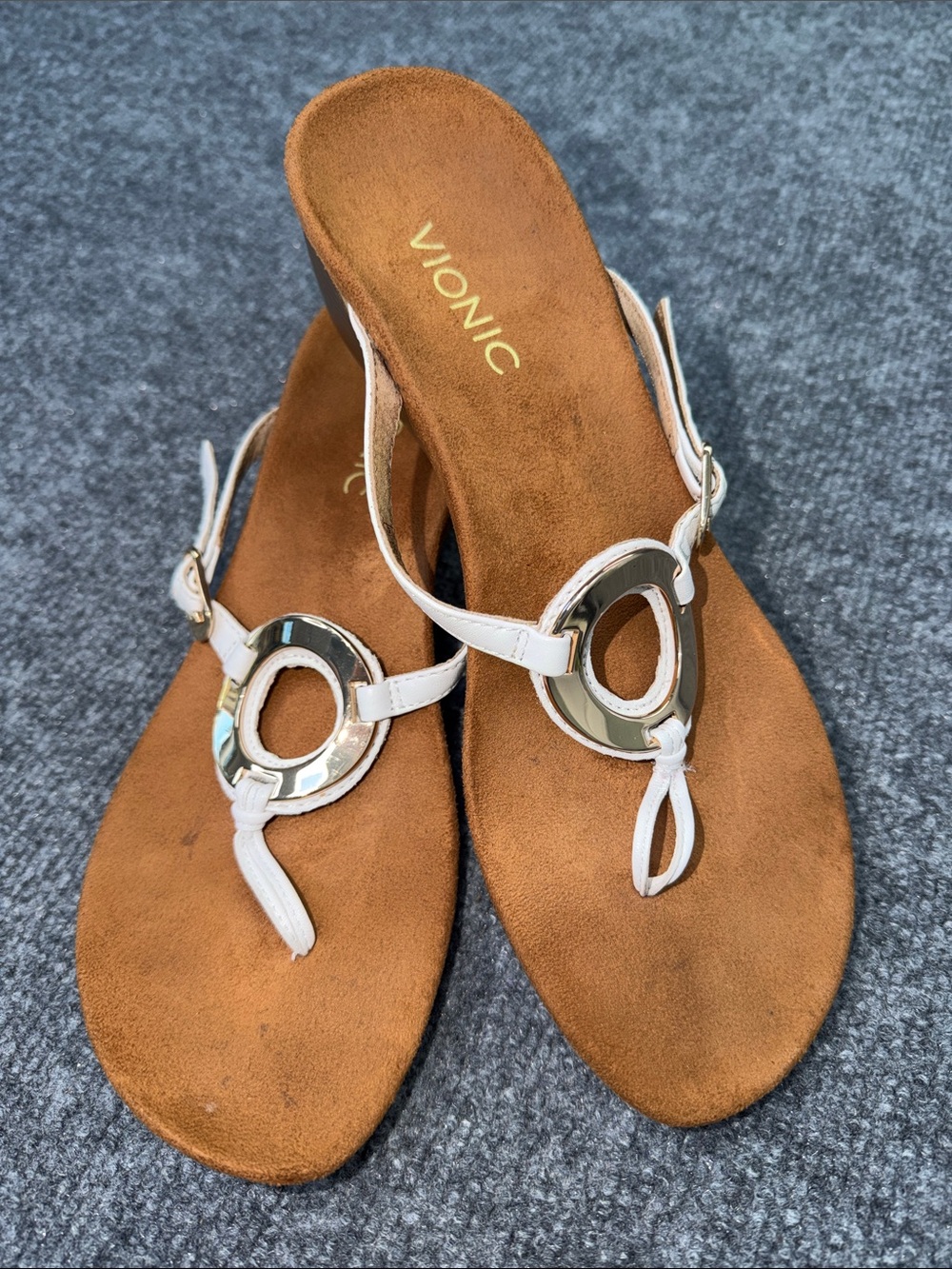 Vionic White Leather T-Strap Sandals with Gold-Tone Circle Accent